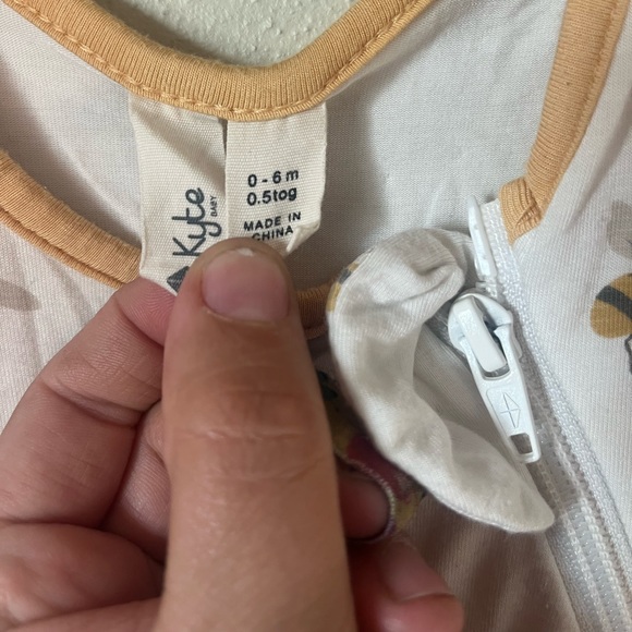 Bee Baby Sleep Sack Light - Picture 4 of 6